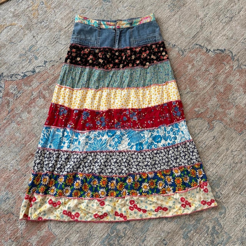 Vintage Denim Patchwork Floral Tiered Maxi Skirt Boho Festival 31 Waist